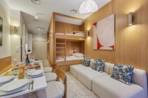 Bonne-Nouvelle Hostel | Lavie Maison - Design Suite & Spa Bath