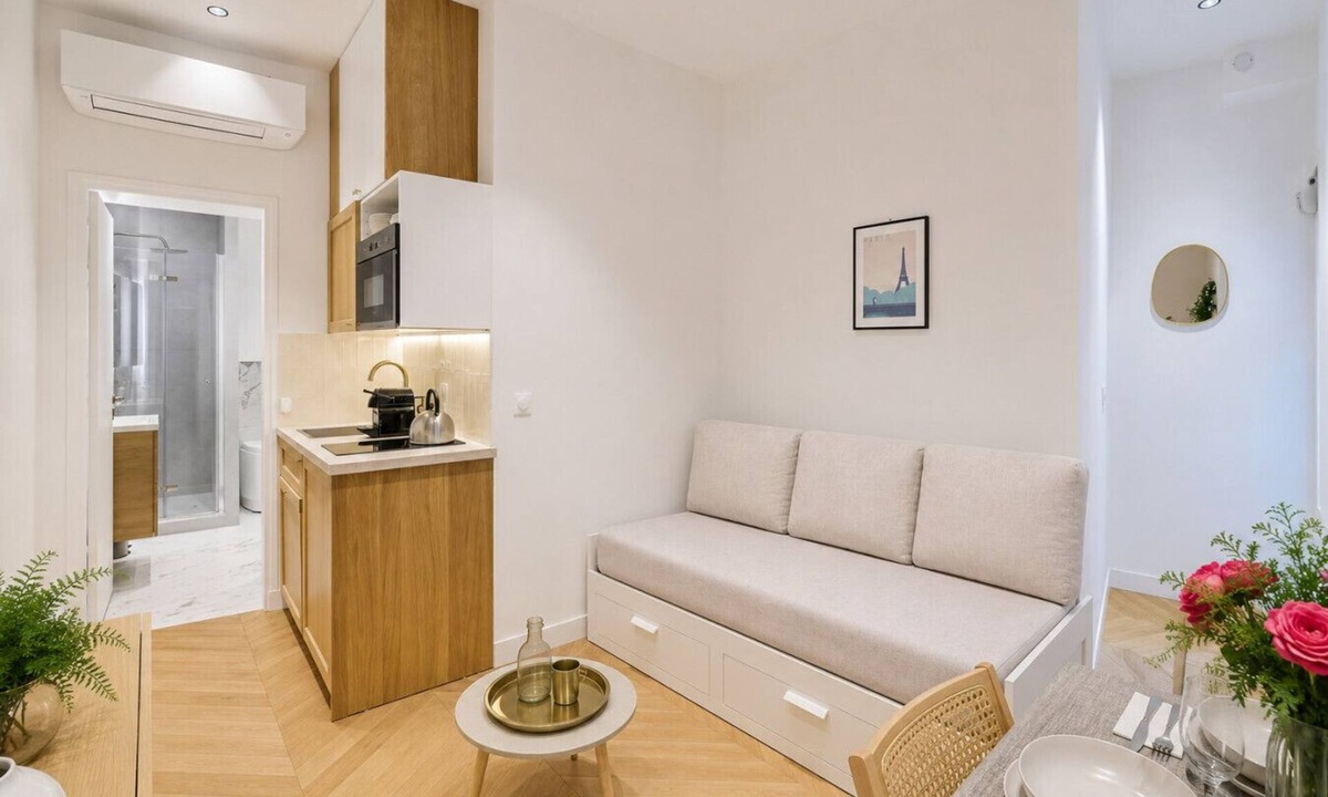 Ternes Apartment | Lavie Maison : Hot Tub & AC Near Arc de Triomphe