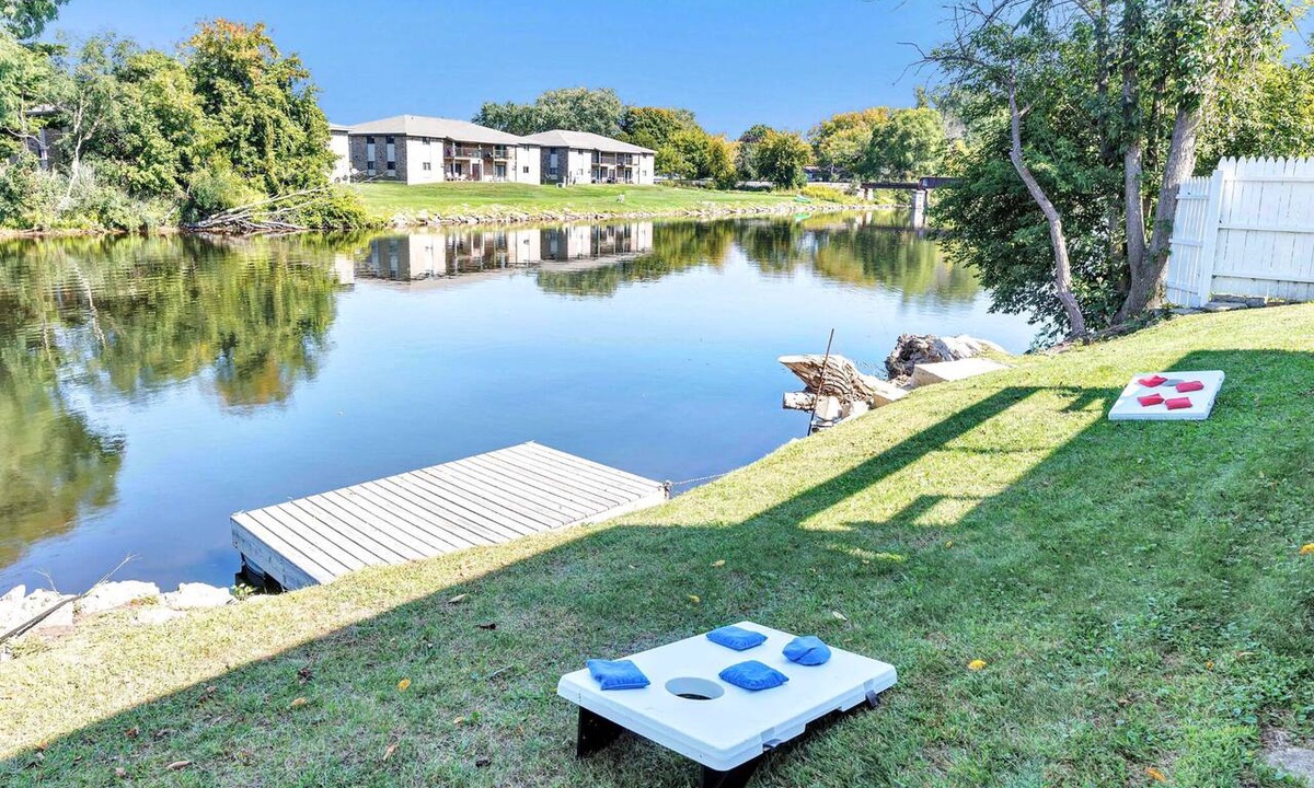 Oconto House | Lazy River Villa - Hottub! Fenced Yard! Sleeps 13!