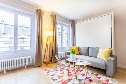 Notre-Dame Apartment | Le Petit Versailles