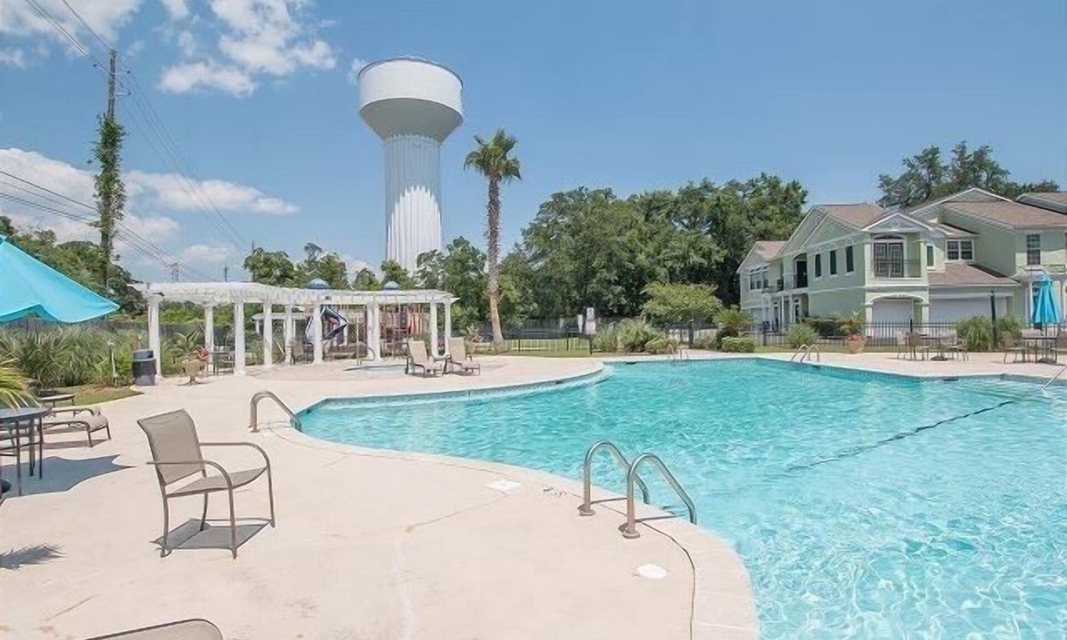 Gulfport Villa | Legacy Villa 806 | Just a Short Walk to the Beach!