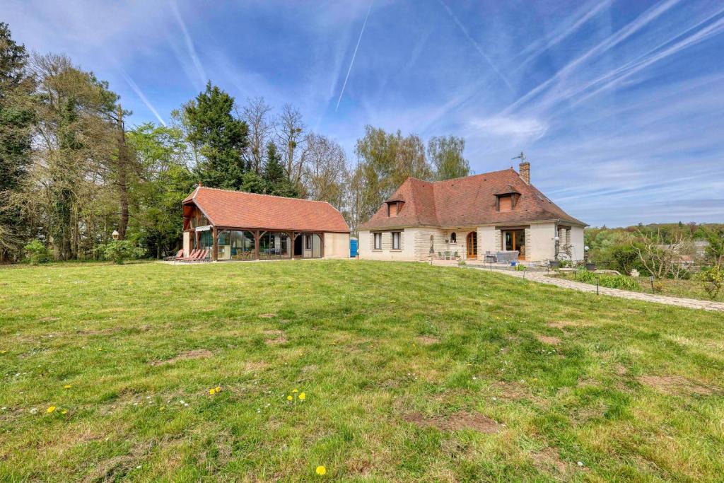 Rosoy-en-Multien House | Les Chambres de la Prairie - Avec Piscine Privée