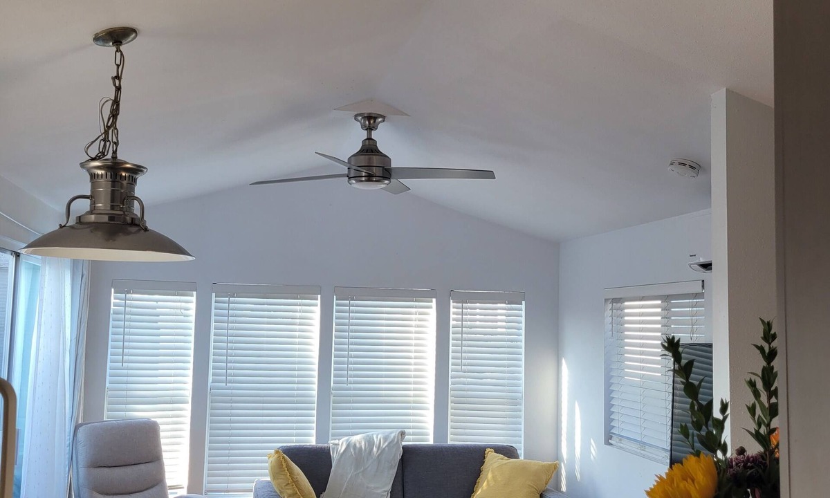 Leucadia Cottage | Leucadia Charming Beach Cottage, walk to beaches. Private yard/outdoor shower
