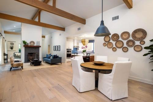 The Mesa House | Lighthouse Way