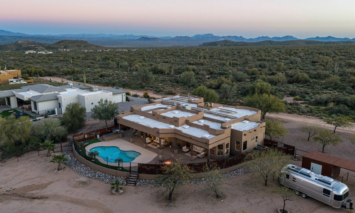 Rio Verde Foothills House | Little Common Farmhouse with Pool, BBQ, and Bar on huge lot
