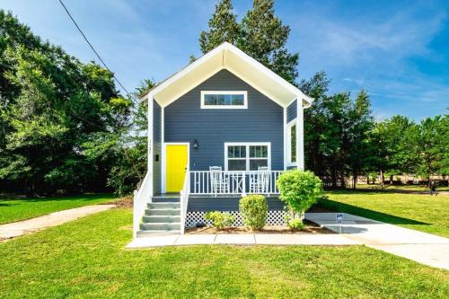 Jackson Villa | Little Jxn Gem - 5 Mins to Downtown, Walk to JSU