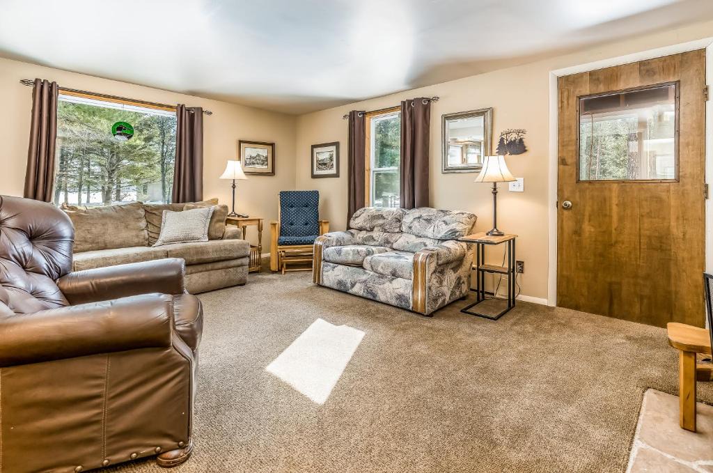 Manitowish Waters House | Little Star Lake Retreat