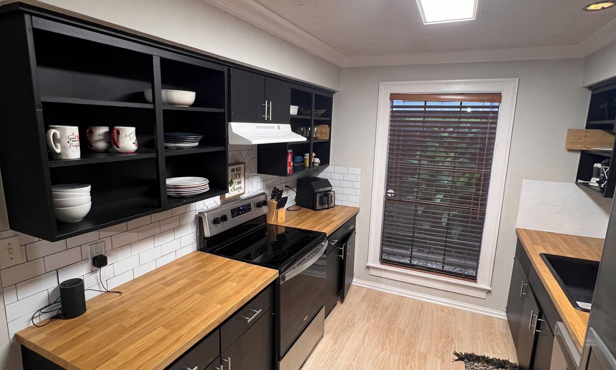 Baton Rouge House | Lovely 2-bedroom Townhome, Baton Rouge