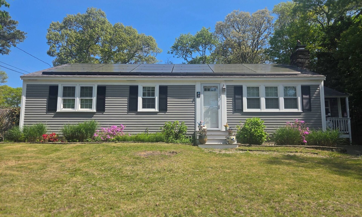 South Dennis House | Lovely 3-bedroom house with AC in charming Dennis . Close to Mayflower Beach