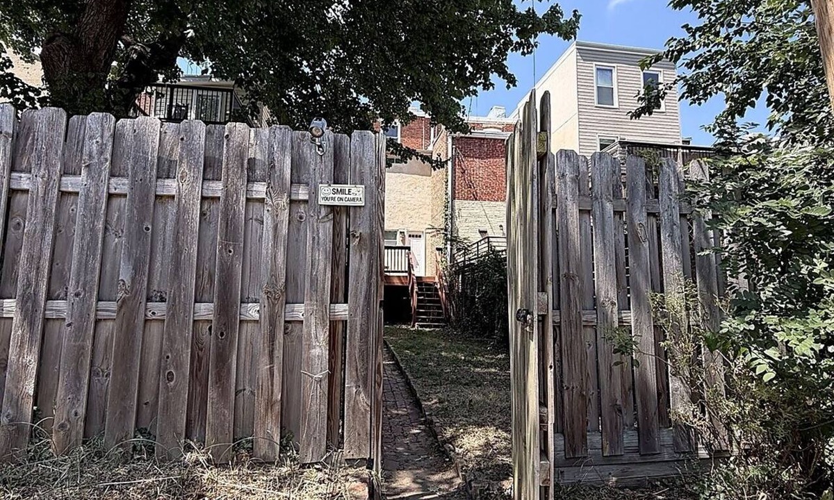 Downtown Baltimore House | Lovely basement bedroom in townhome with AC in vibrant Baltimore