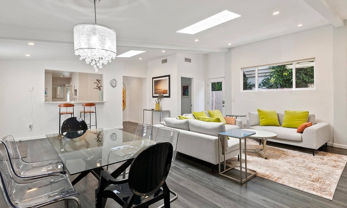 North Hollywood House | Lovely Home with Patio By Universal & Hollywood - Casa Rosa