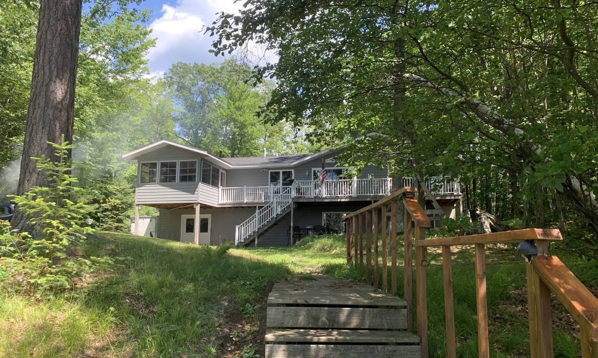 Woodruff House | Lovely Lakeside Home, Full Rec Lake, Great Fishing, Minutes from Minocqua!