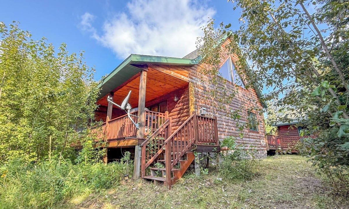 Lutsen Cabin | Lutsen Log Lodge 14 - Lutsen, MN - Cascade Vacation Rentals