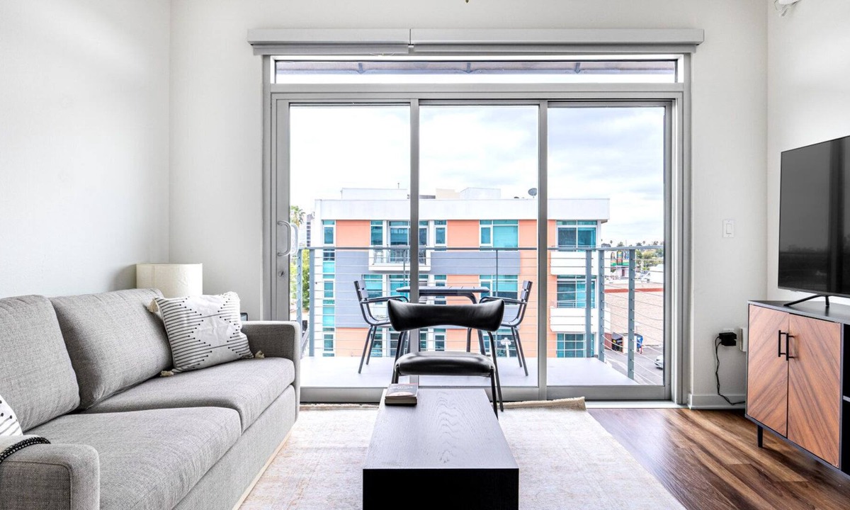 Carthay Circle Apartment | Luxe Fairfax 2BR w/ W/D, Pool, Private Patio, near WF + TJ, by Blueground