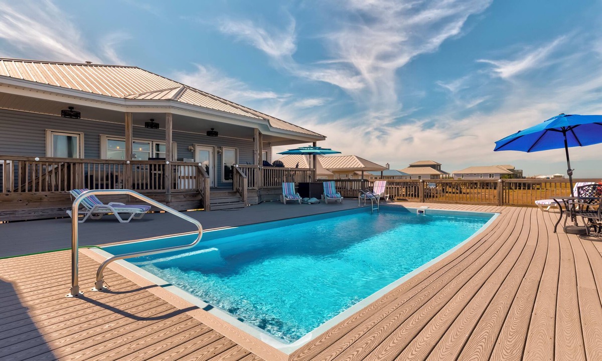 Dauphin Island House | Luxurious Coastal Home with Heated Pool and Views