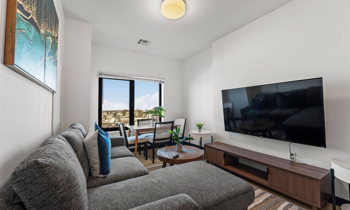 Everett Apartment | Luxury 1BR Close to Encore gfv7