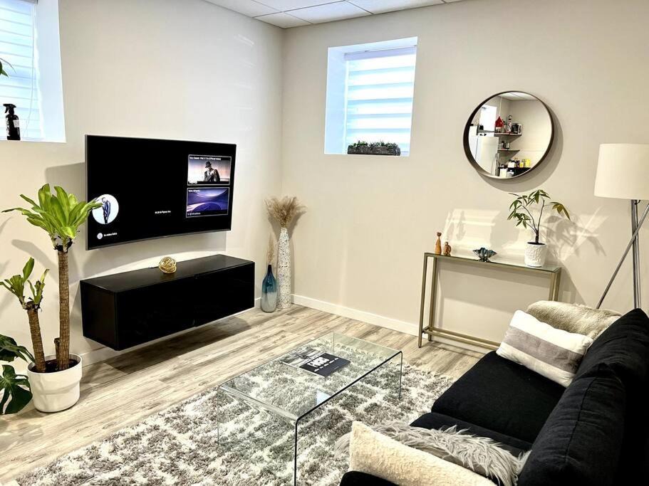 Wanskuck Apartment | Luxury and cozy 1 Bed Condo in the heart of Providence