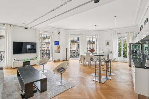 Porte-Dauphine Apartment | Luxury appartement 165m2 Paris 16 Victor Hugo Etoile AC