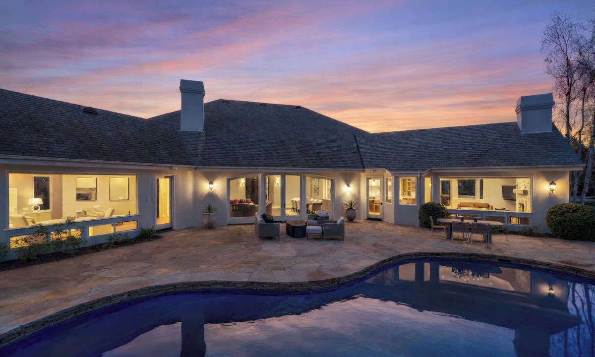 Santa Ynez House | Luxury Living in Santa Ynez Horses & Exceptional Outdoor Living