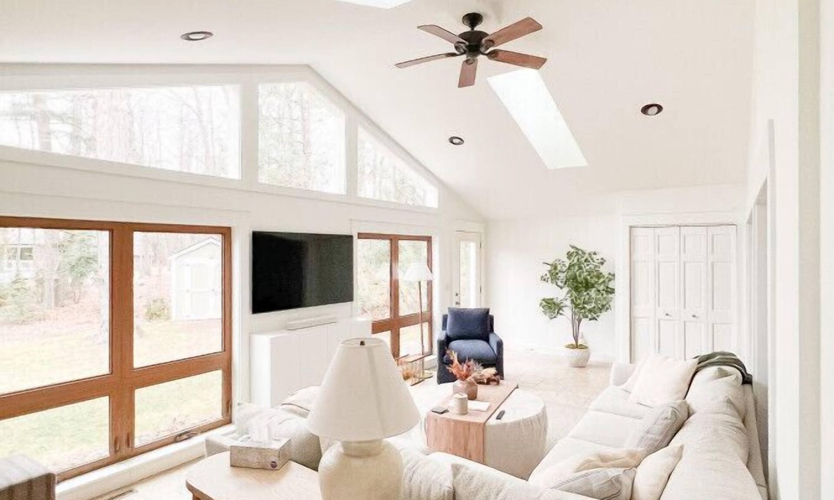 Sister Bay House | Luxury Remodeled 4BR | Downtown Sister Bay