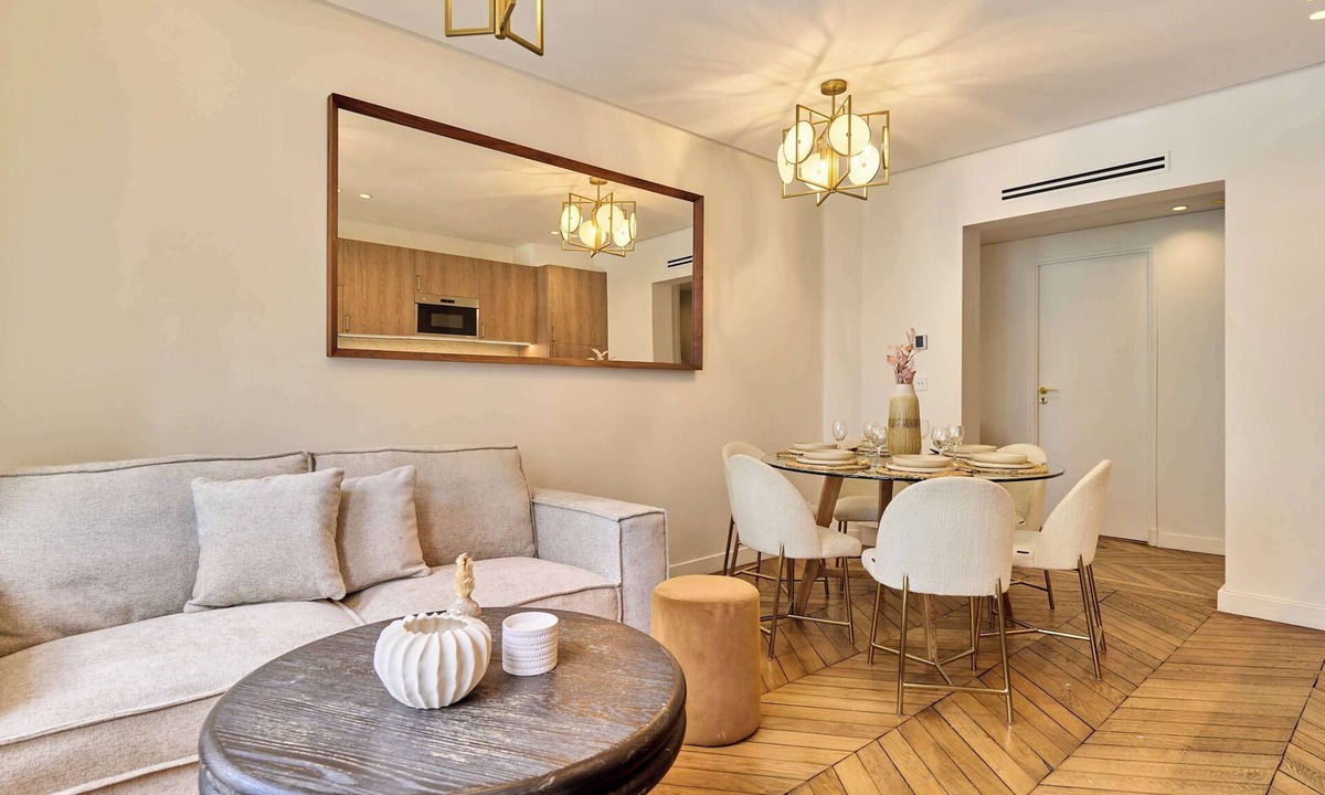 Saint-Vincent-de-Paul Apartment | Magnificient apartment with AC - Center of Paris