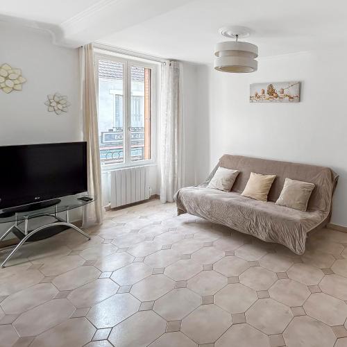 Villiers-le-Bel Apartment | Maison proche aéroport CDG, lumineuse et spacieuse
