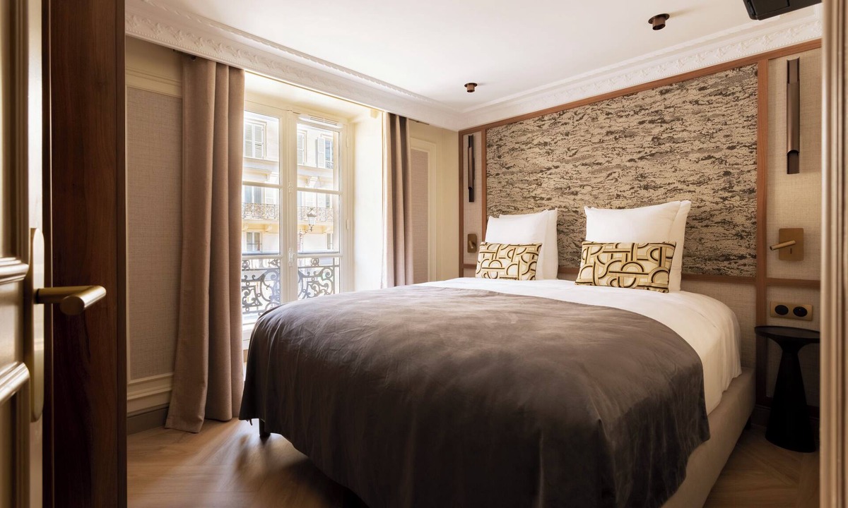 Paris City Center Apartment | Merveil - Luxury Suite - Louvre - Rivoli