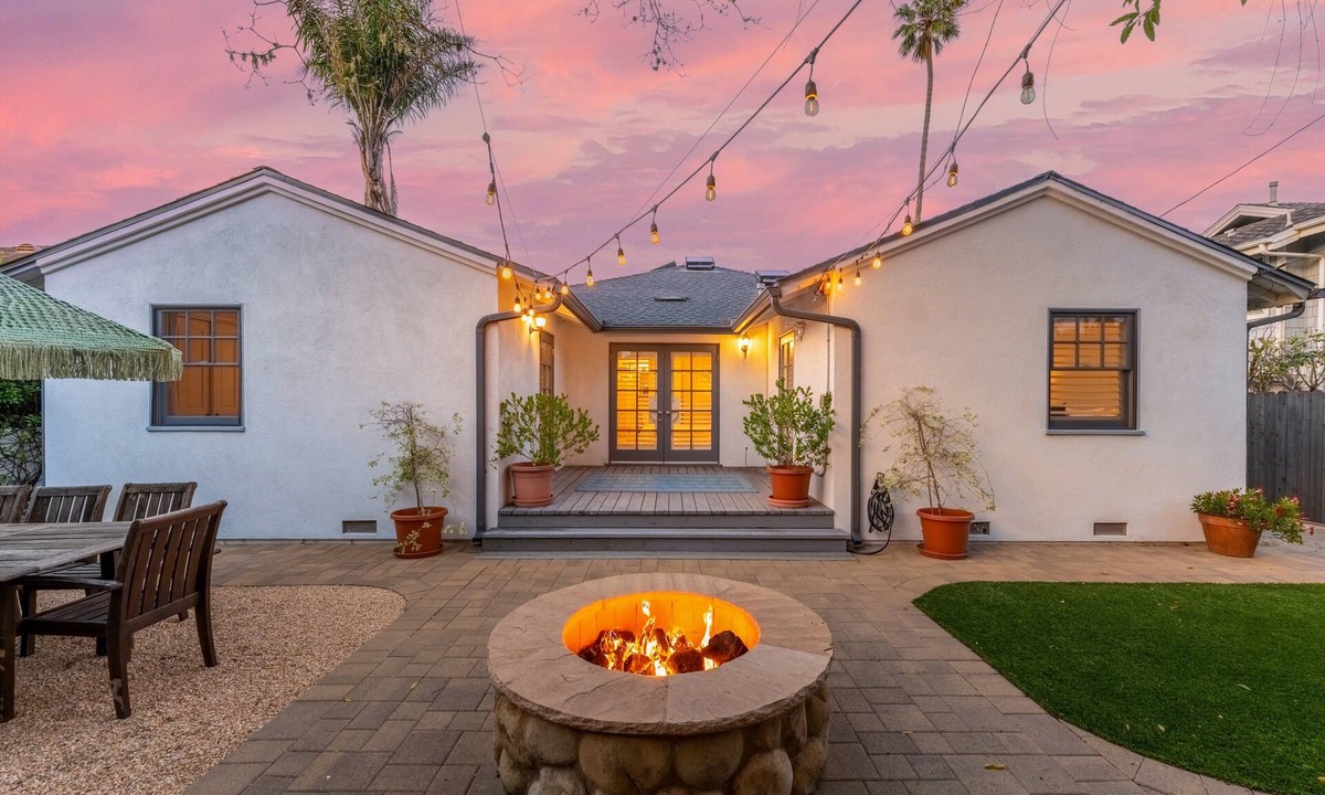 East Mesa House | Mesa Coastal Retreat | The Chosen Collection