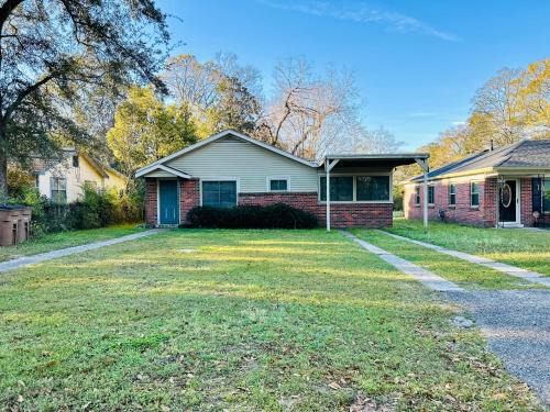 Mobile Cabin | Midtown Extended Stay Hwy 90