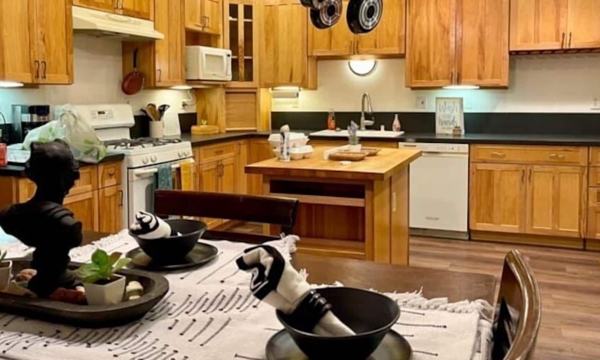 Mission Hills House | Mission Hills -Central Coast Wine Country Getaway