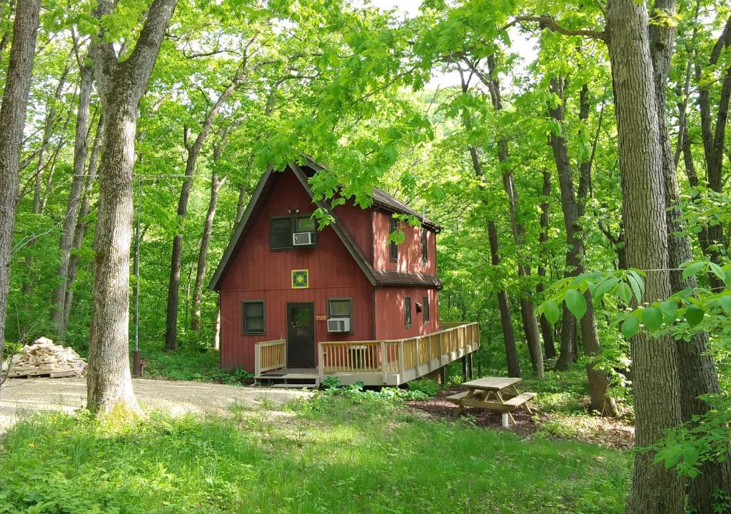 Eastman House | Mississippi River Getaway Spirit Mound