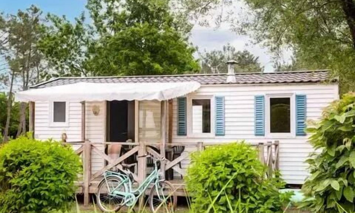 Nesles-la-Vallee House | Mobile Home for 4 People