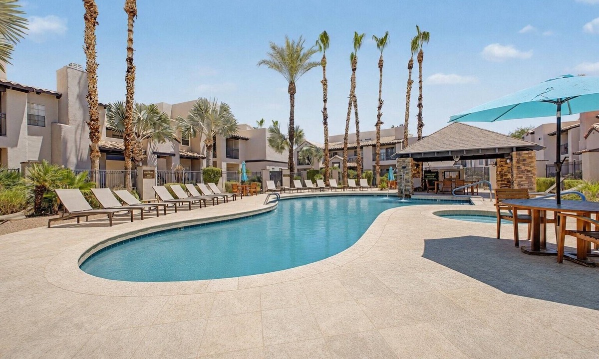 North Scottsdale Condo | Modern 2BR/2BA Retreat: Ground Floor/Pool, Spa, Gym/North Scottsdale Getaway