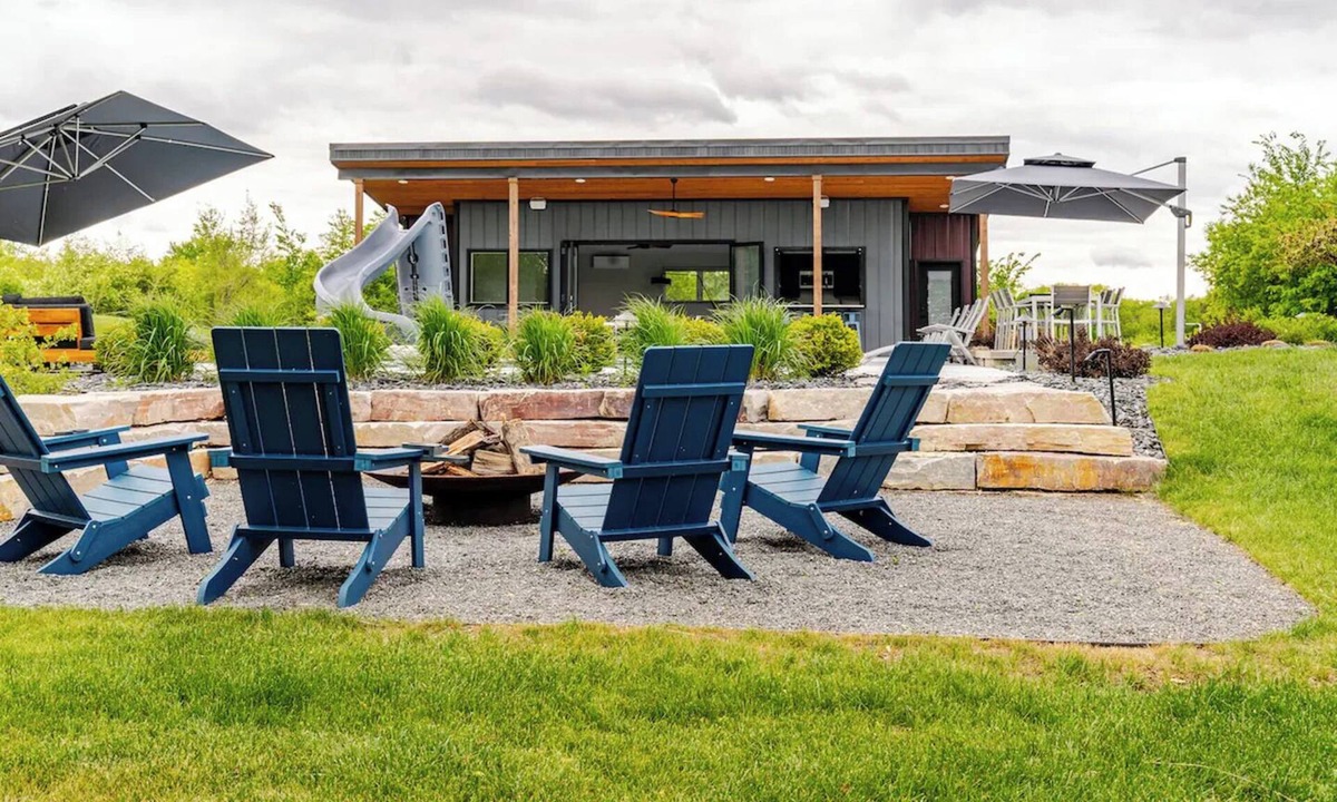 Elkhorn House | Modern Barndominium on 16 Acres in Sugar Creek WI