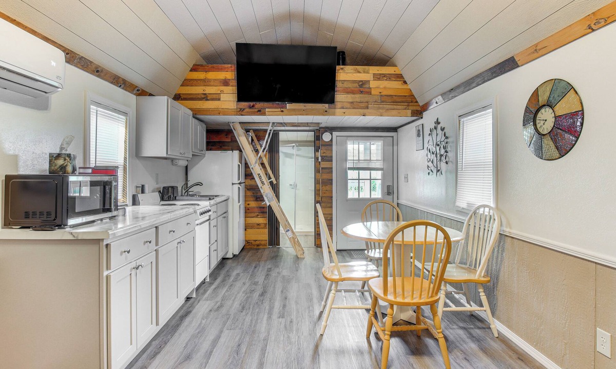 Montezuma Cabin | Montezuma Vacation Rental with Fire Pit Access!