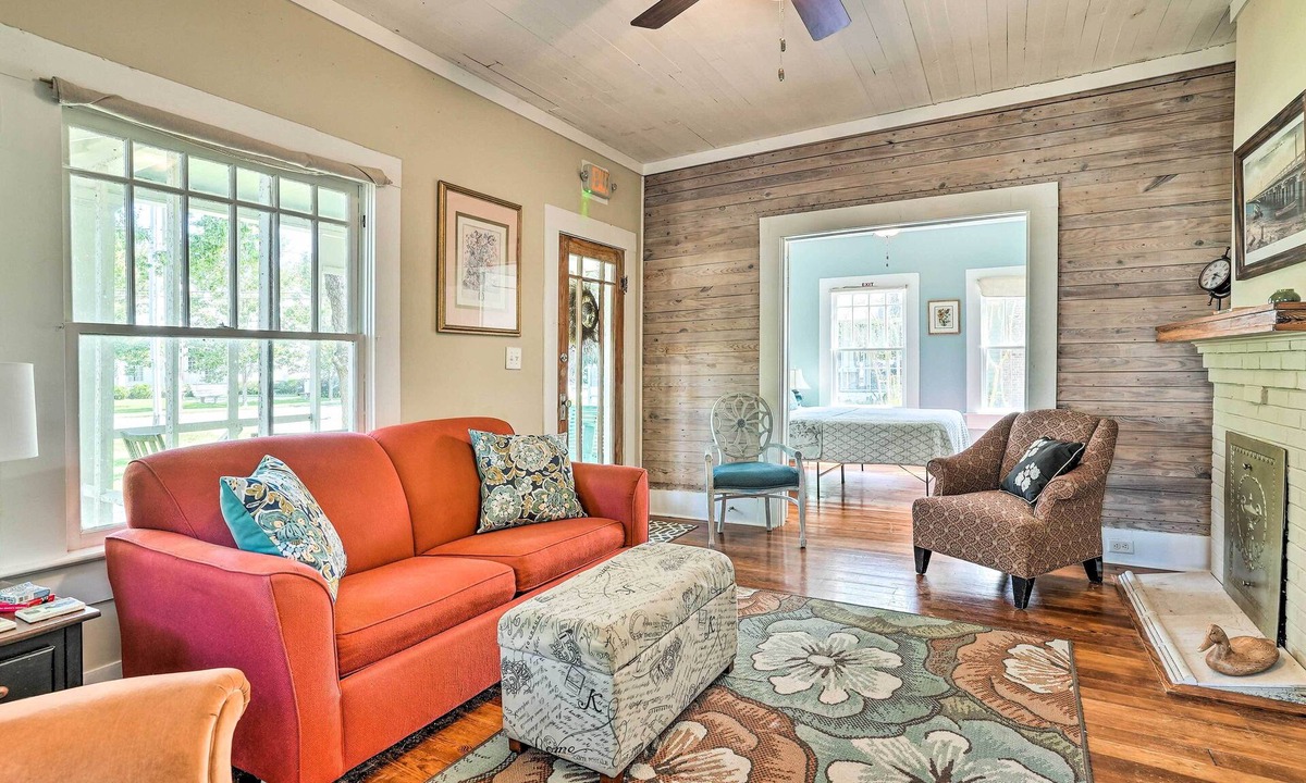 Biloxi Cottage | 'Moon Pie Cottage' Near Dtwn Ocean Springs!