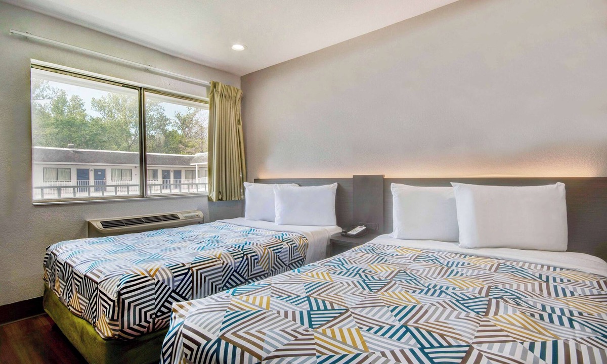 Port Allen Hotel | Motel 6 Port Allen, LA - Baton Rouge