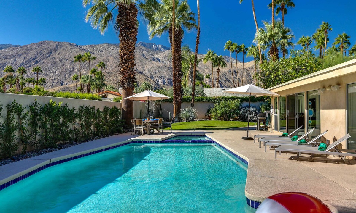 The Movie Colony House | Movie Colony Palms – Luxe Midcentury Walk-to-Town