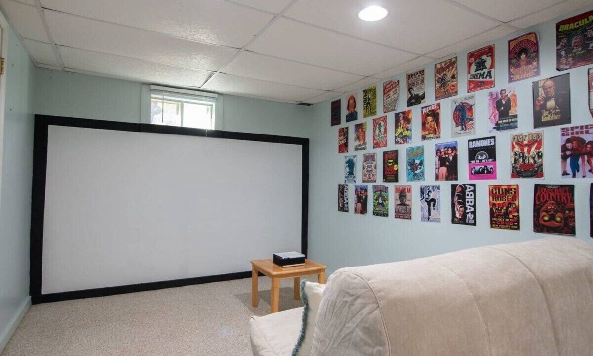 South Chatham House | Movie Theater Room, Direct Access to Bike Trail!