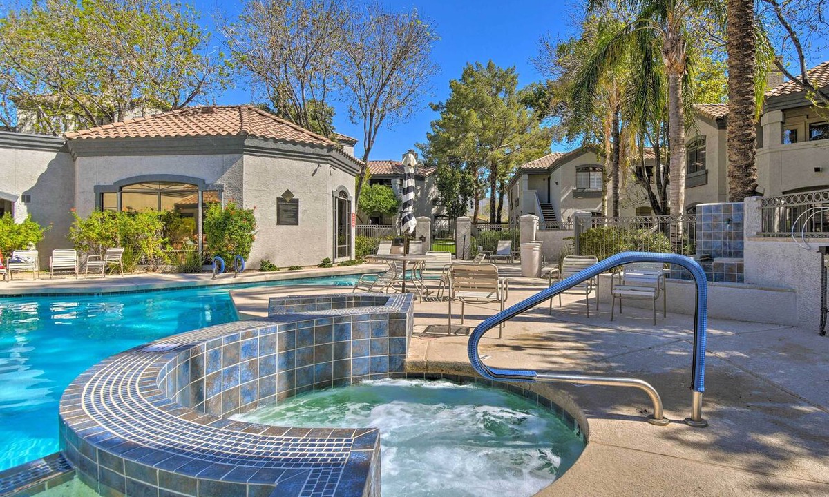 North Scottsdale Condo | Mtn Views & Pool Access! Scottsdale Golf Retreat