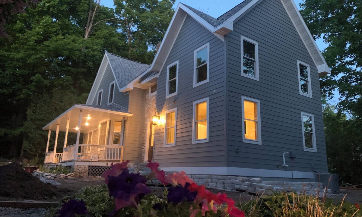 Sister Bay Cottage | Murphy's "KipDee" Cottage-Selected as one of 2020 Premier showcase Homes.