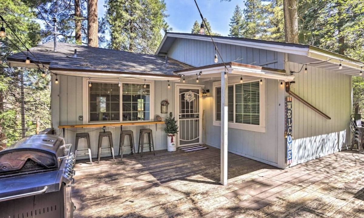 Arrowhead Villas House | NEW! 3-Level Family Fun, Mountain Getaway