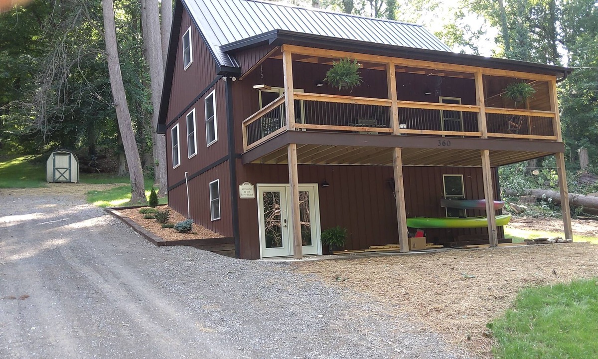 Airville Cabin | New cabin with kayaks .2 miles from Public Boat Launch