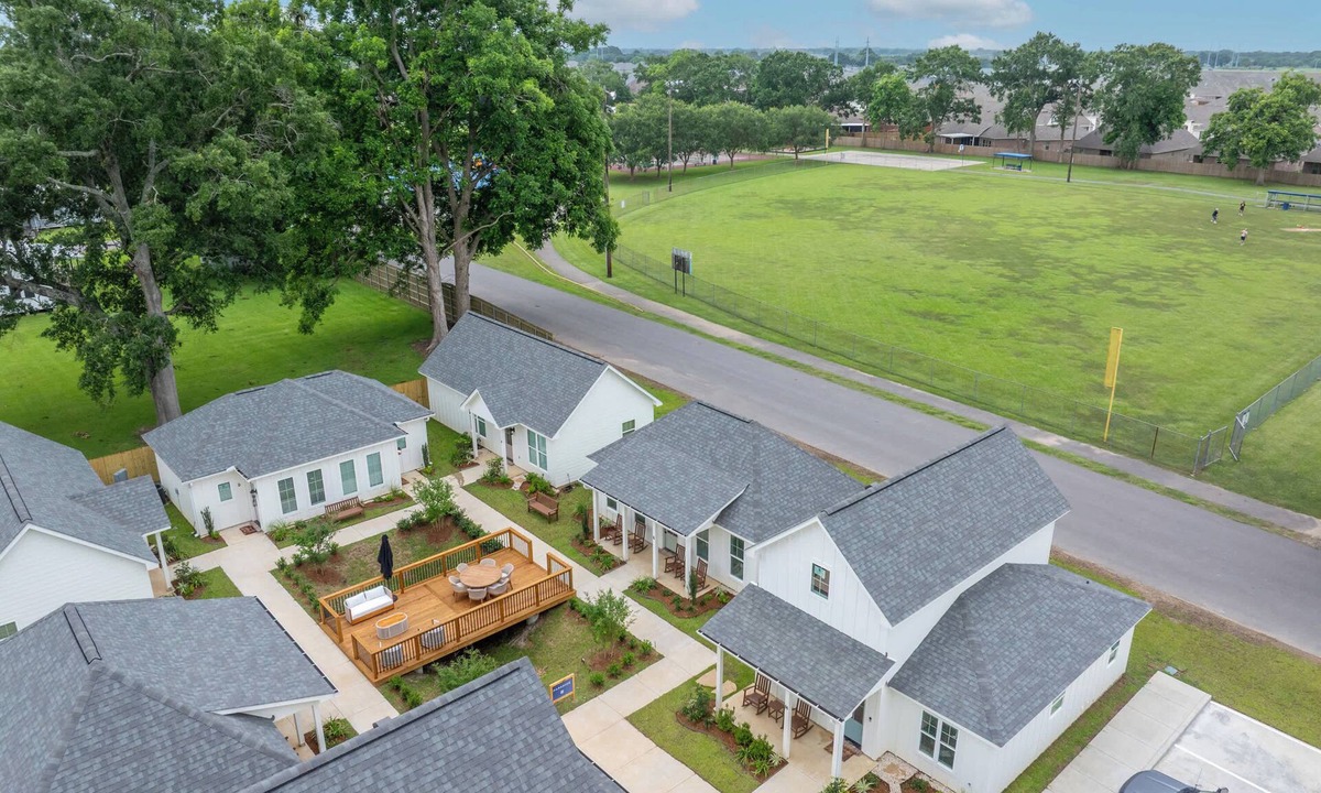 Youngsville House | New Extra Innings Cottage - Studio - Sports Complex