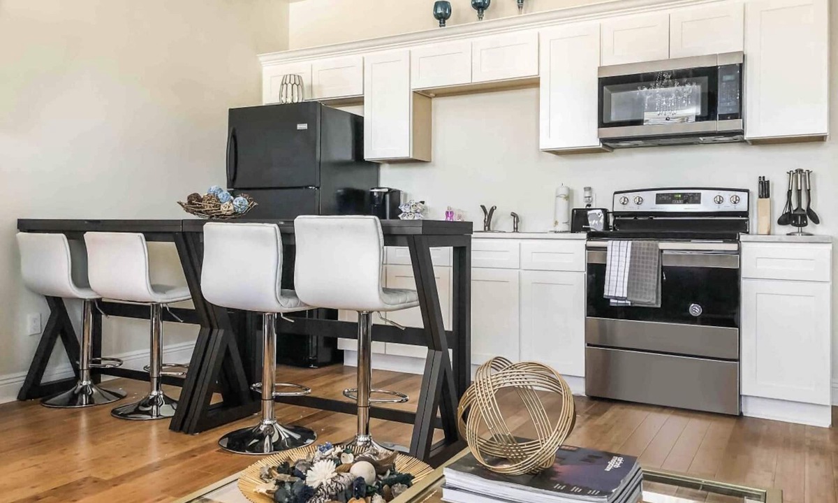 Saint Claude House | NEW Luxurious 3BD Bywater Home 2 Miles From French Quarter Bourbon St 3 3 BEDS