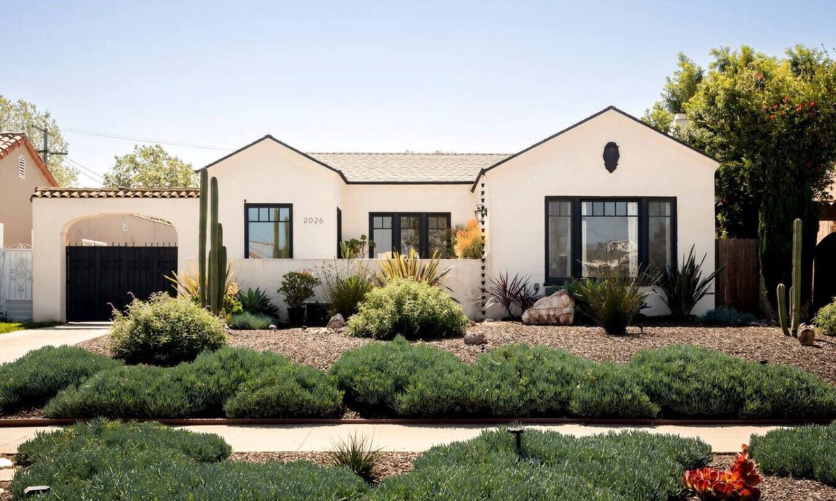 Los Angeles House | NEW! Mid-Century Near SoFi w/Pool