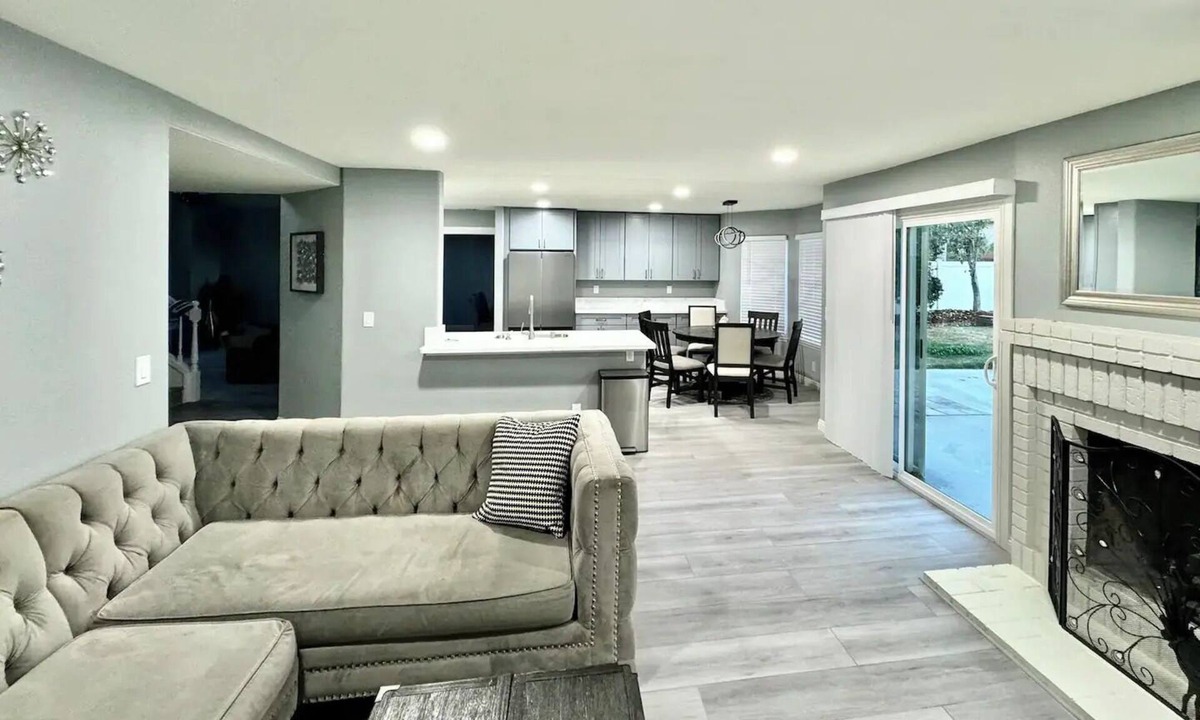 Oxnard House | Newly remodeled home in Oxnard