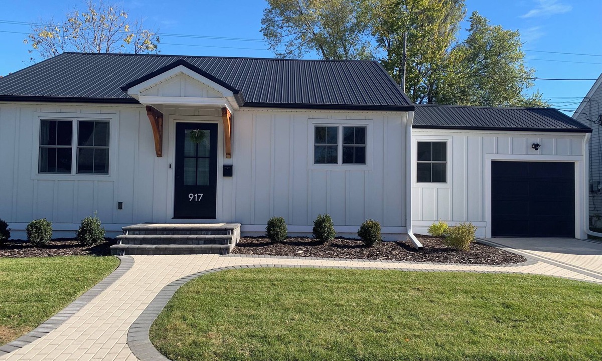 La Crosse House | Newly Renovated, Adorable 2-Bedroom House in Charming LaCrosse