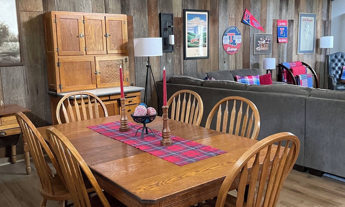 Ruston House | Newly Renovated Space for up to 12 in Ruston near LA Tech