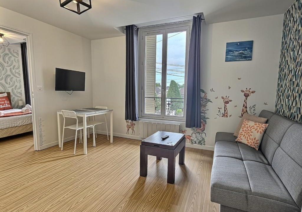 Chelles Apartment | Nid Douillet au Bord du Canal #C